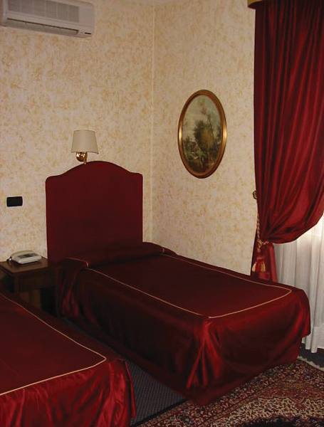 Hotel Flaminius Рим Екстериор снимка
